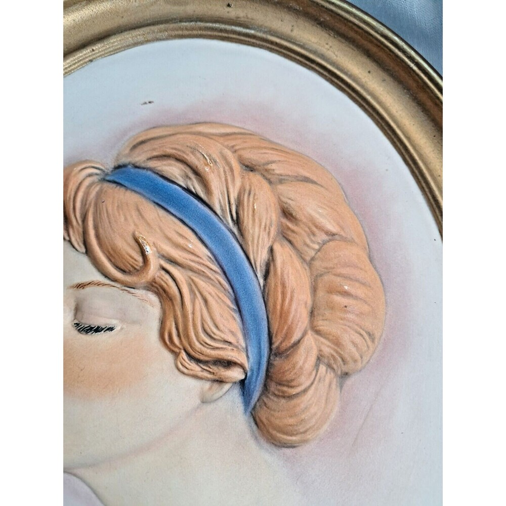 Vintage Duncan Ceramic 1975 Victorian Chalkware Erma Gilliland Duncan Wall Art - Picture 3 of 9
